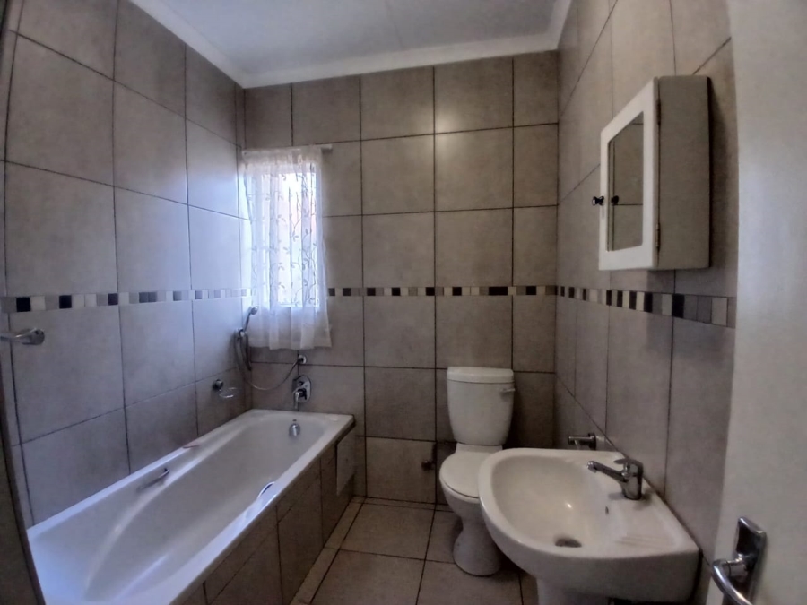 3 Bedroom Property for Sale in Waterkloof Hill Estate North West
